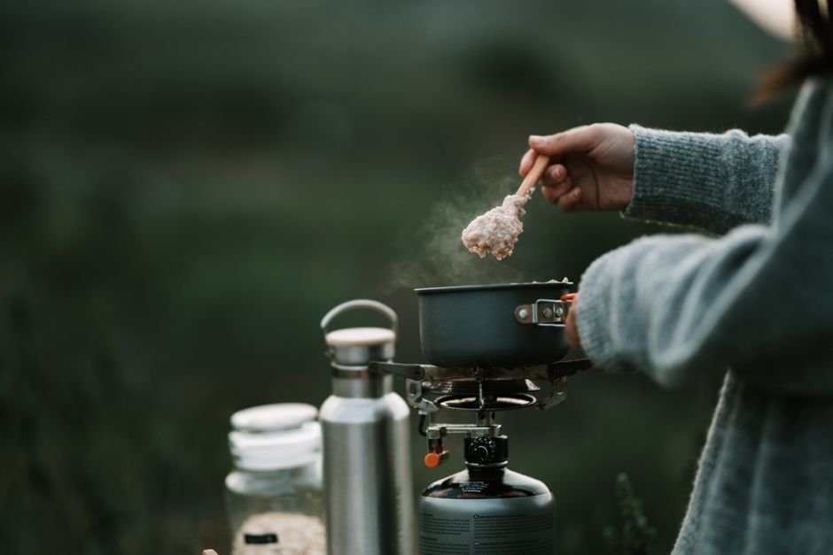 How to Cook While Hiking: Easy Meals for Outdoor Adventures