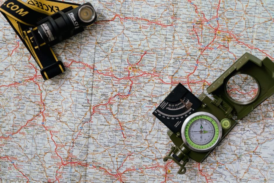 How to Read a Topographic Map for Hiking and Outdoor Navigation
